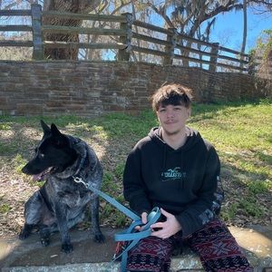 Meet your Posher, Skyler